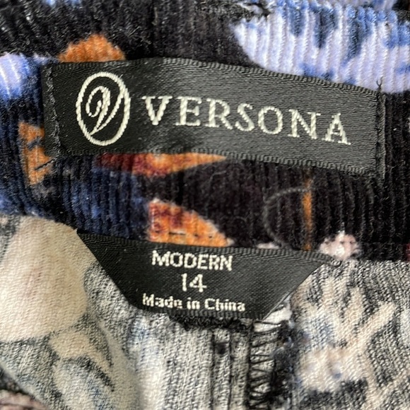 Versona Floral Boot Cut Corduroy Pants Black and Blue - Picture 5 of 6